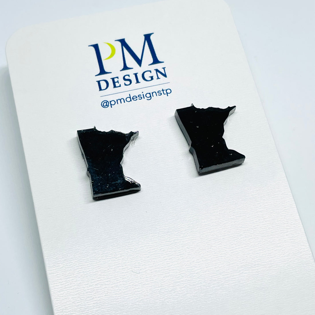 Tiny Minnesota shaped stud/post earrings - Black resin