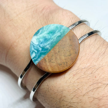 handmade jewelry, Minnesota local wood and resin artist. Ocean waves Pacific shores blue, green and white resin with maple wood, platinum plated bracelet