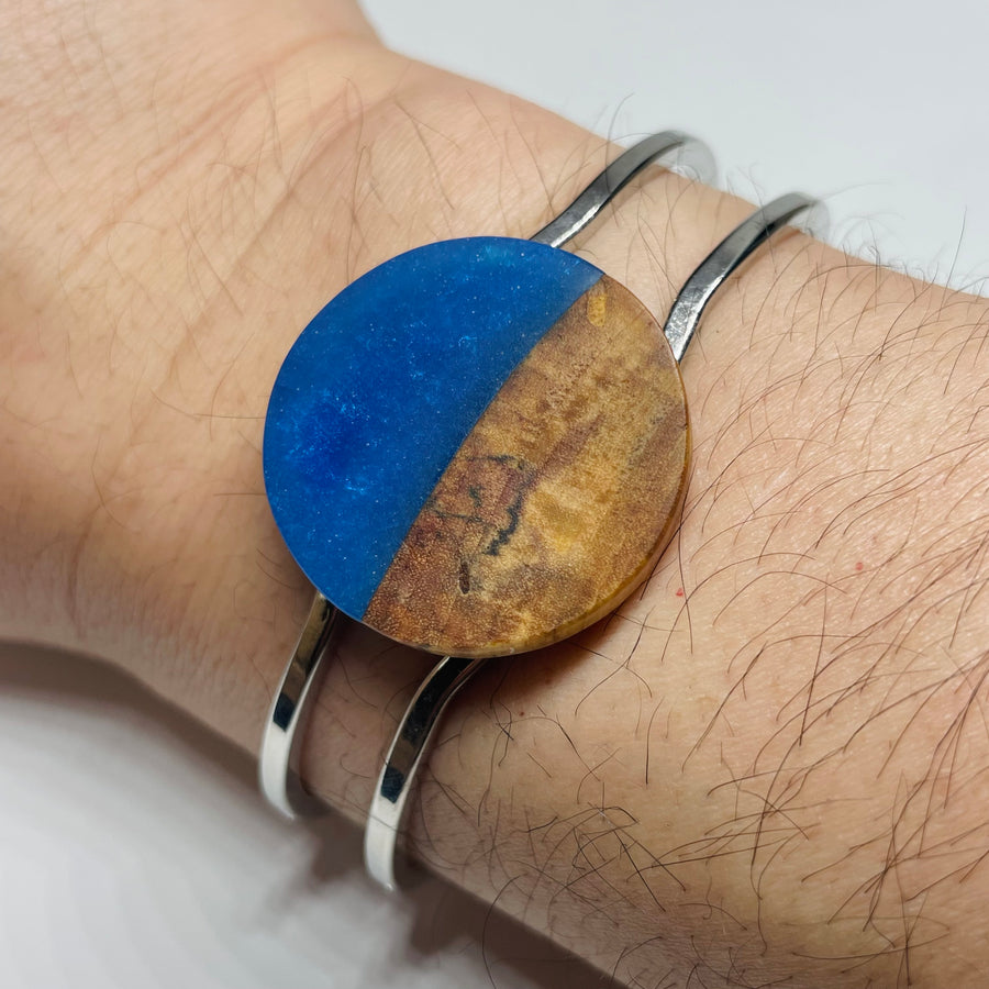 handmade jewelry, Minnesota local wood and resin artist. Dark blue resin with maple wood, platinum plated bracelet