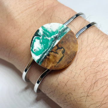 handmade jewelry, Minnesota local wood and resin artist. Green, black, white resin with spalted maple wood, platinum plated bracelet