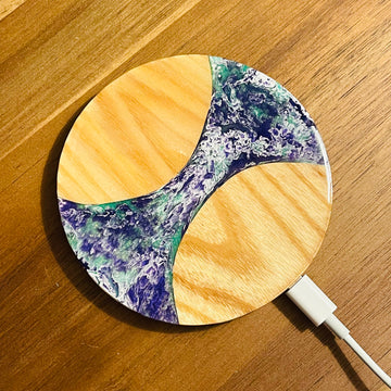 Wood and Resin 90s Throwback Ash - Wireless Phone Charger