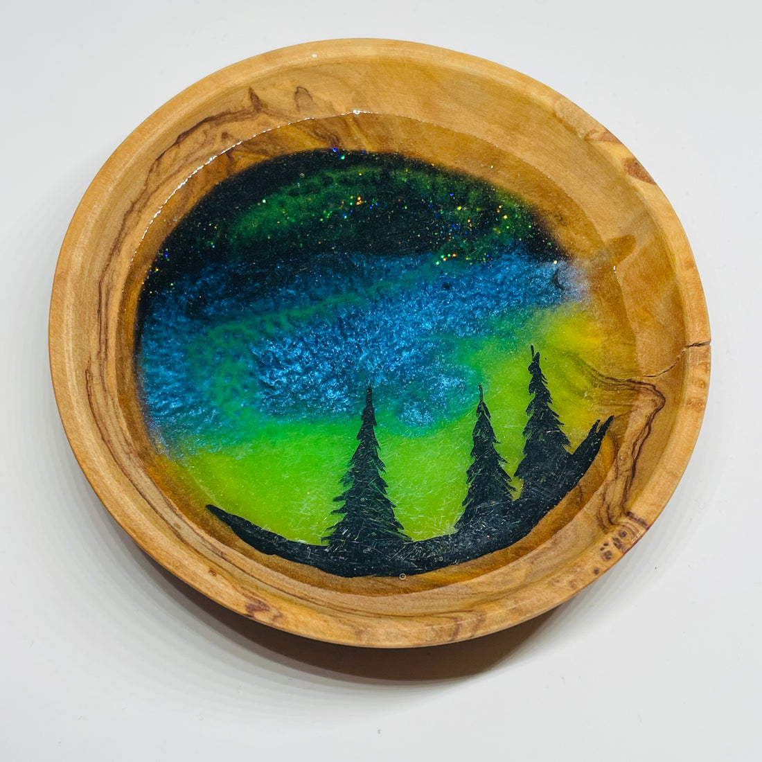 Wood and Resin Large Northern Lights Ring Bowl w/ Trees