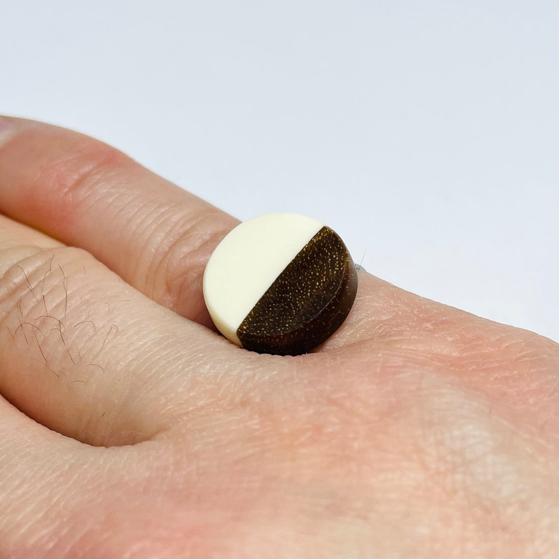 Wood and Resin White Walnut Round - Ring
