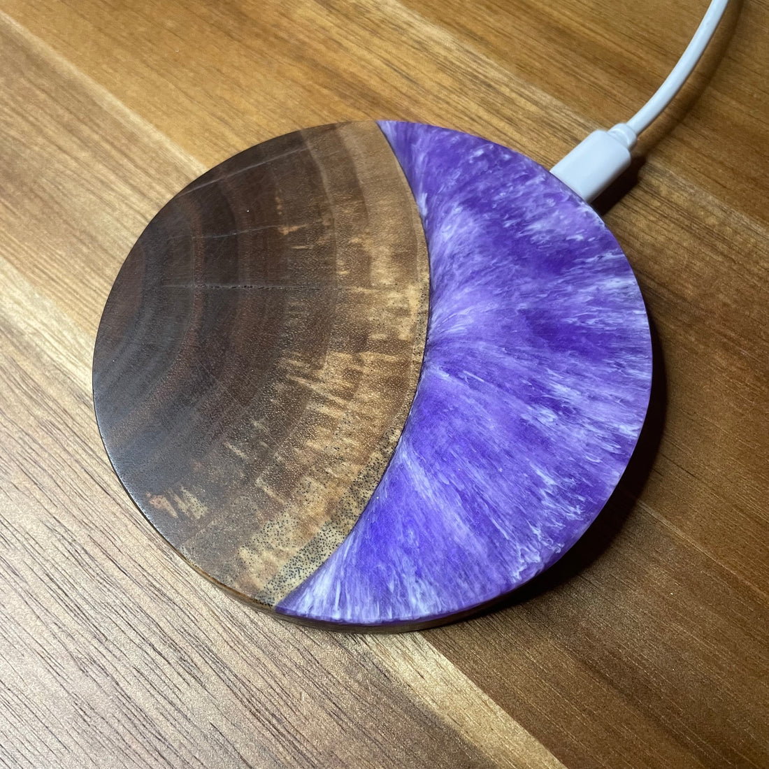 15W Qi Wireless Phone Charger.&nbsp;Made of walnut wood with purple and white swirled resin. Size: 3.875"Diameter x .5"D Comes with a 3' Type C Micro to USB cord.